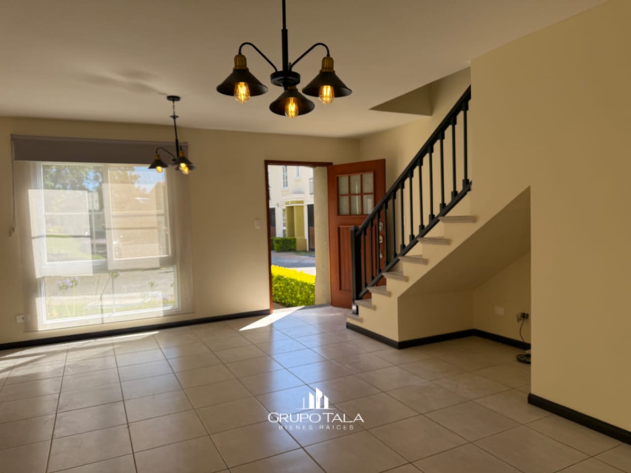 GRUPO TALA vende Condado Naranjo casa. — Casa en Venta en Zona 4 Mixco, Guatemala, Ciudad — foto 1 de 4