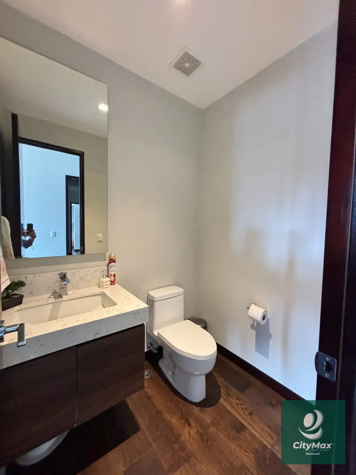 Apartamento de Lujo en Venta en Zona 14 — Apartamento en Venta en Zona 14, Guatemala, Ciudad — foto 8 de 14