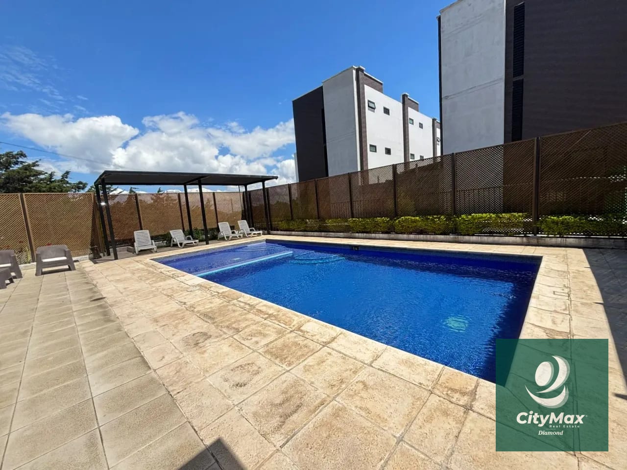 Casa en venta en Residencial km. 16 entrada Olmeca — Casa en Venta en Carretera a El Salvador, Guatemala, Ciudad — foto 9 de 16