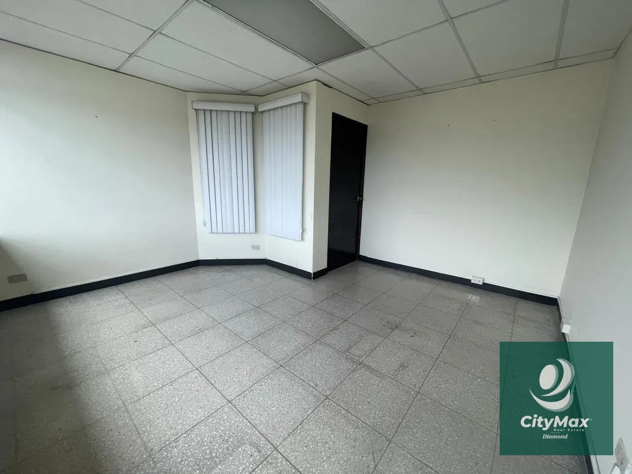 Clínica Médica en Renta en Edificio Medico Zona 15 — Oficina en Alquiler en Multimedica, Zona 15, Guatemala, Ciudad — foto 7 de 8