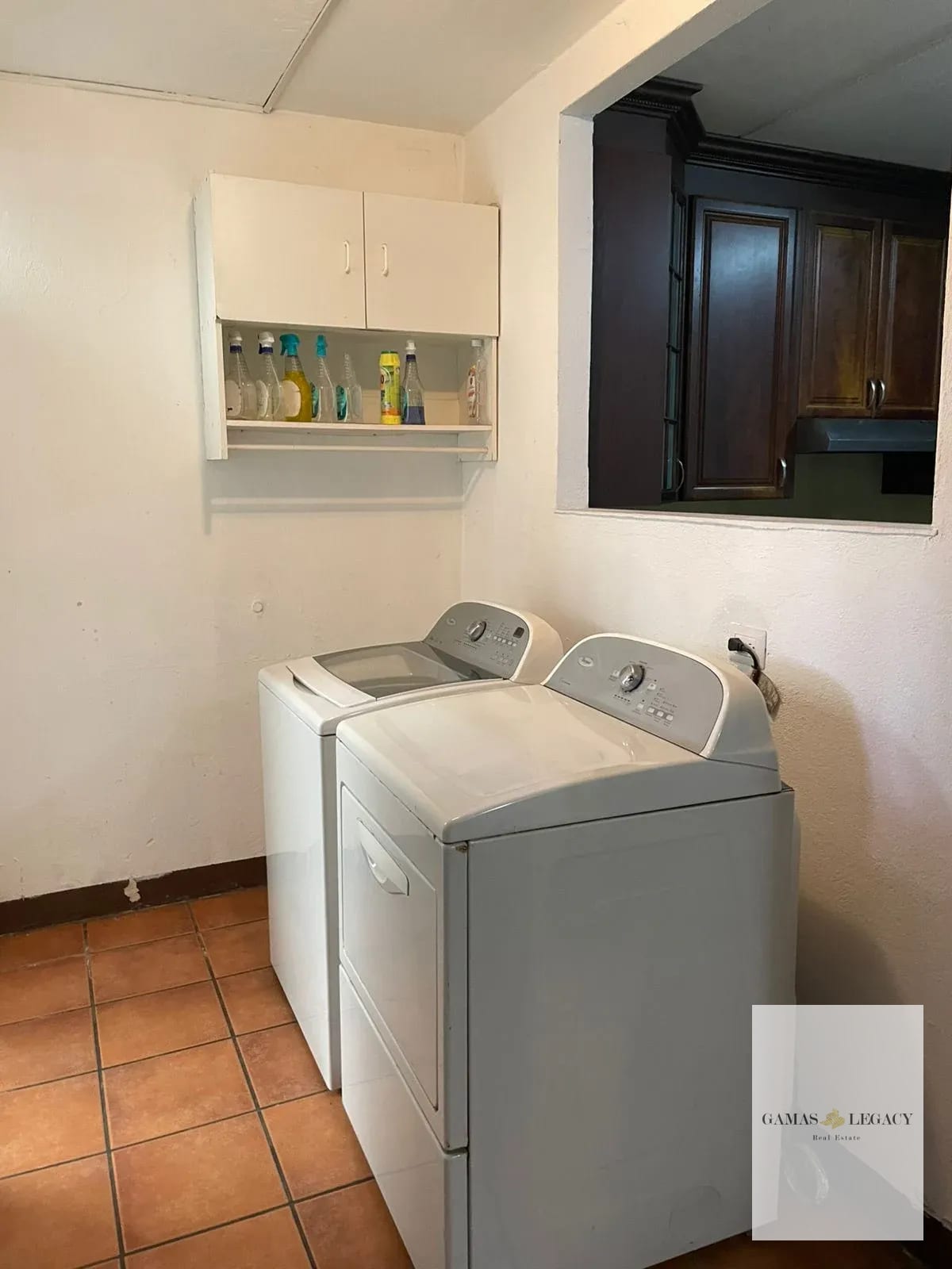 Casa en Renta | Uso Vivienda u Oficina | Zona 10 — Casa en Alquiler en Zona 10, Guatemala, Ciudad — foto 4 de 9