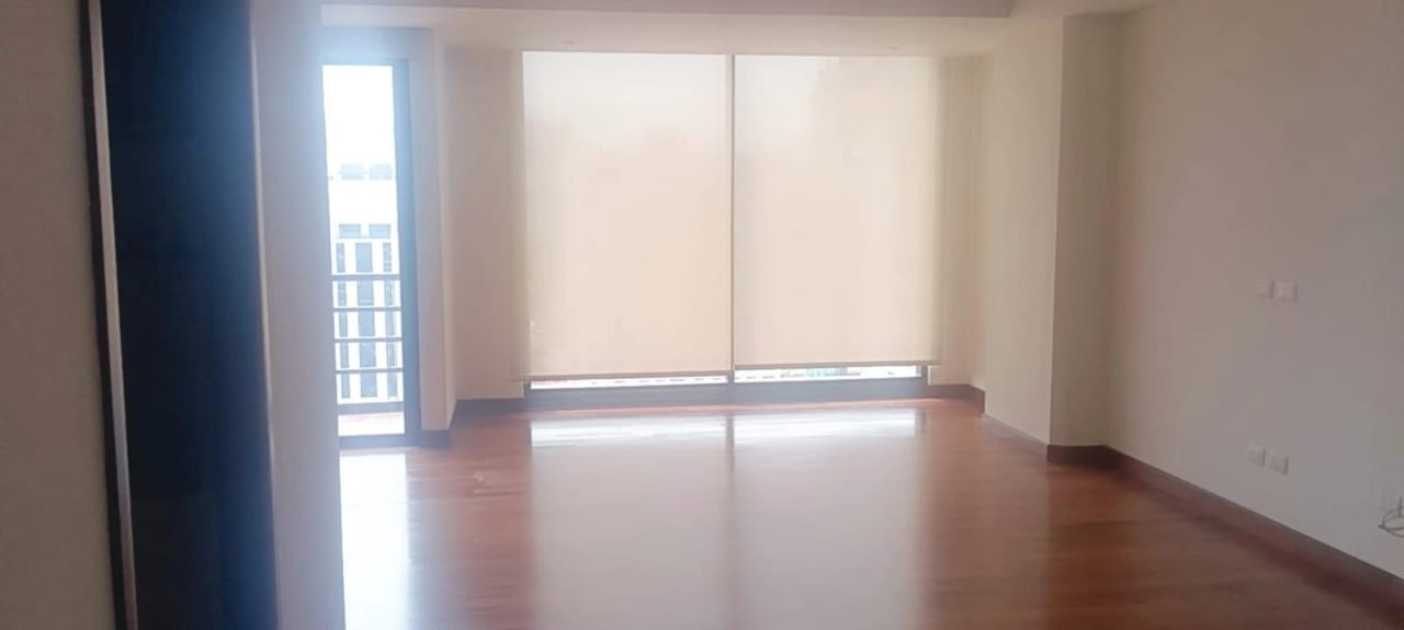 Vendo Apto Z.10 Edif. Mirafiori REF.6827 — Apartamento en Venta en Zona 10, Guatemala, Ciudad — foto 7 de 14