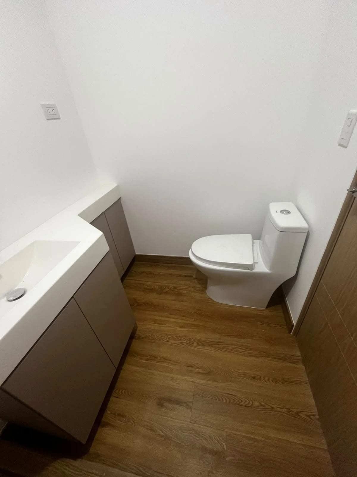 Rento Apto Zona 2 el Zapote, en Vertical, REF.6940 *3 Hab, 2 Baños, 1 Parq, Linea Blanca, Q.6500* — Apartamento en Alquiler en Zona 2, Guatemala, Ciudad — foto 7 de 8