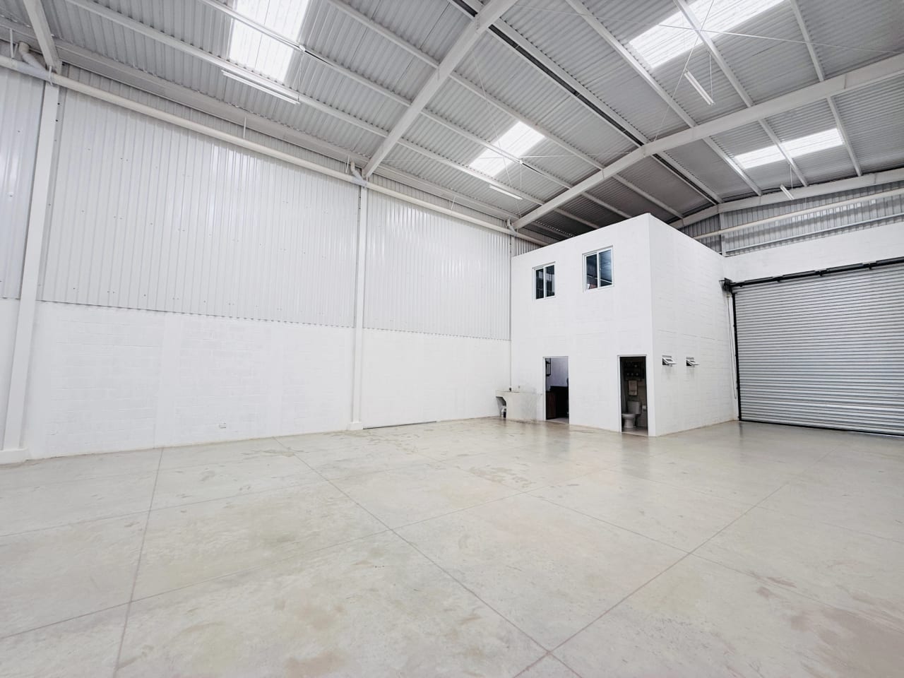 Ofibodegas para Estrenar, CAES Desde 282Mt2 / Complejo Industrial — Bodega / Ofibodega en Venta en Carretera a El Salvador, Guatemala, Ciudad — foto 5 de 14