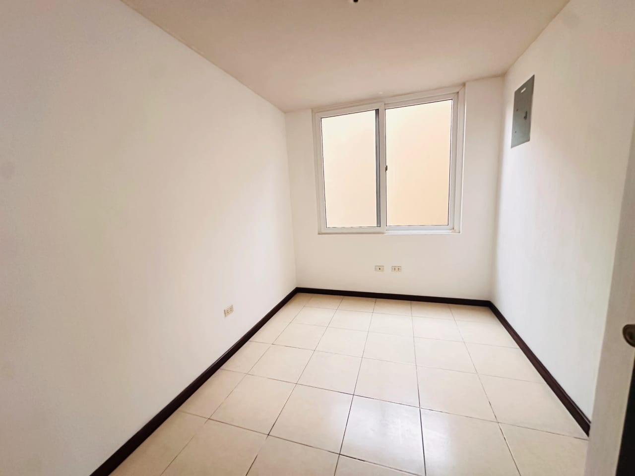 Casa en Venta, Santa Mónica VI 267 MTS2, 4 Dormitorios, Santa Mónica VI Olmeca — Casa en Venta en Carretera a El Salvador, Guatemala, Ciudad — foto 3 de 16