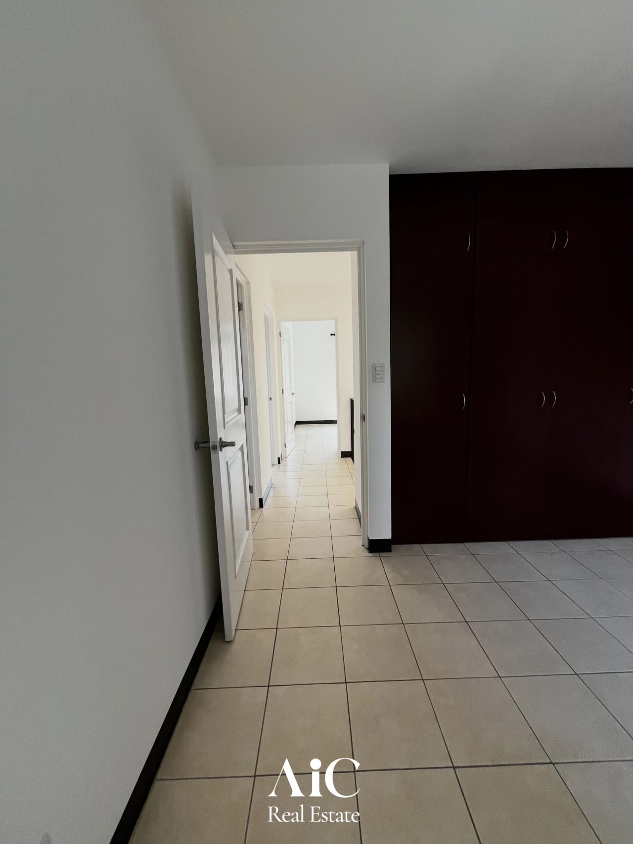 Casa Villa Venetto KM 25 3HAB Carretera a Sta. Elena Barillas — Casa en Venta en Santa Elena Barillas, Guatemala, Ciudad — foto 15 de 17