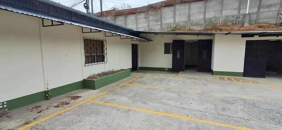 Plataforma en Alquiler Complejo Ecobodegas KM. 19.5 Lo de Coy Mixco — Bodega / Ofibodega en Alquiler en Zona 1 Mixco, Guatemala, Ciudad — foto 11 de 15