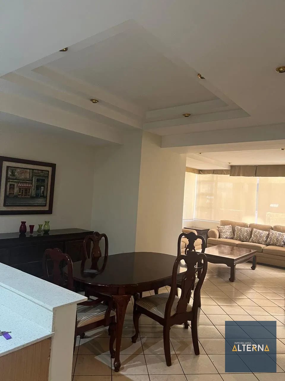Apartamento en Renta Amueblado y Equipado Zona 10 — Apartamento en Alquiler en Zona 10, Guatemala, Ciudad — foto 2 de 11
