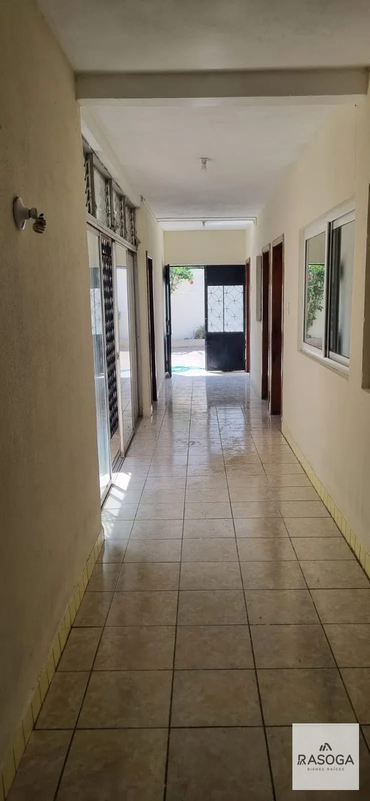 Rento Casa en Miraflores, Zona 11 — Casa en Alquiler en Miraflores, Zona 11, Guatemala, Ciudad — foto 3 de 10