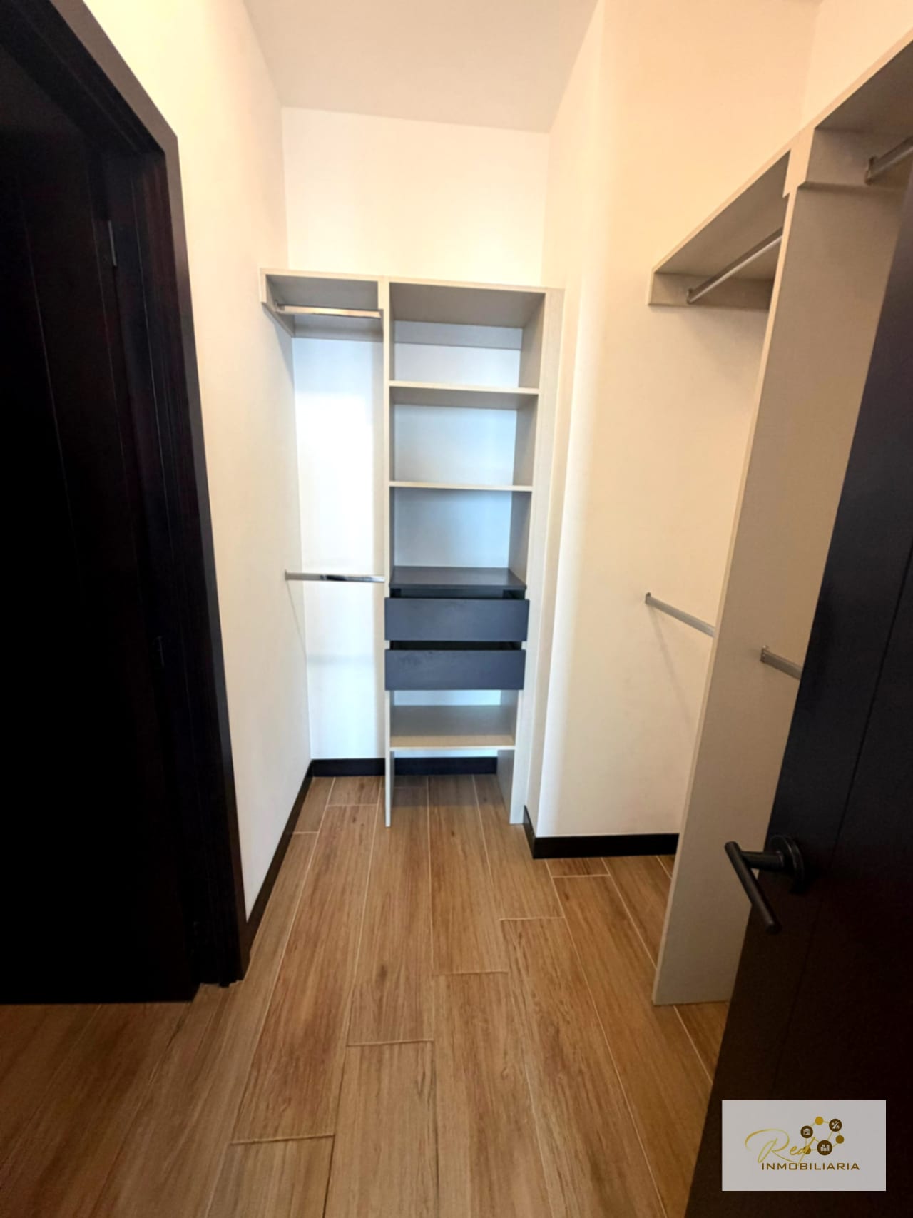 🏢 Apartamento en Alquiler — Edificio Lirios 3 de Cayala — Apartamento en Alquiler en Ciudad Cayalá, Zona 16, Guatemala, Ciudad — foto 11 de 17