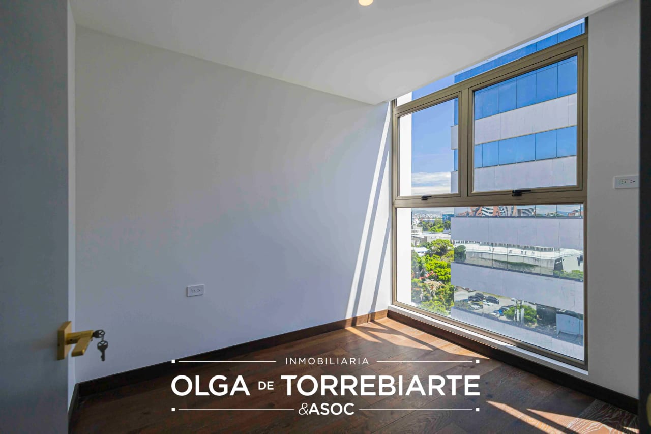Apartamento en Atarah, Zona 10 — Apartamento en Alquiler en Atarah, Zona 10, Guatemala, Ciudad — foto 7 de 9