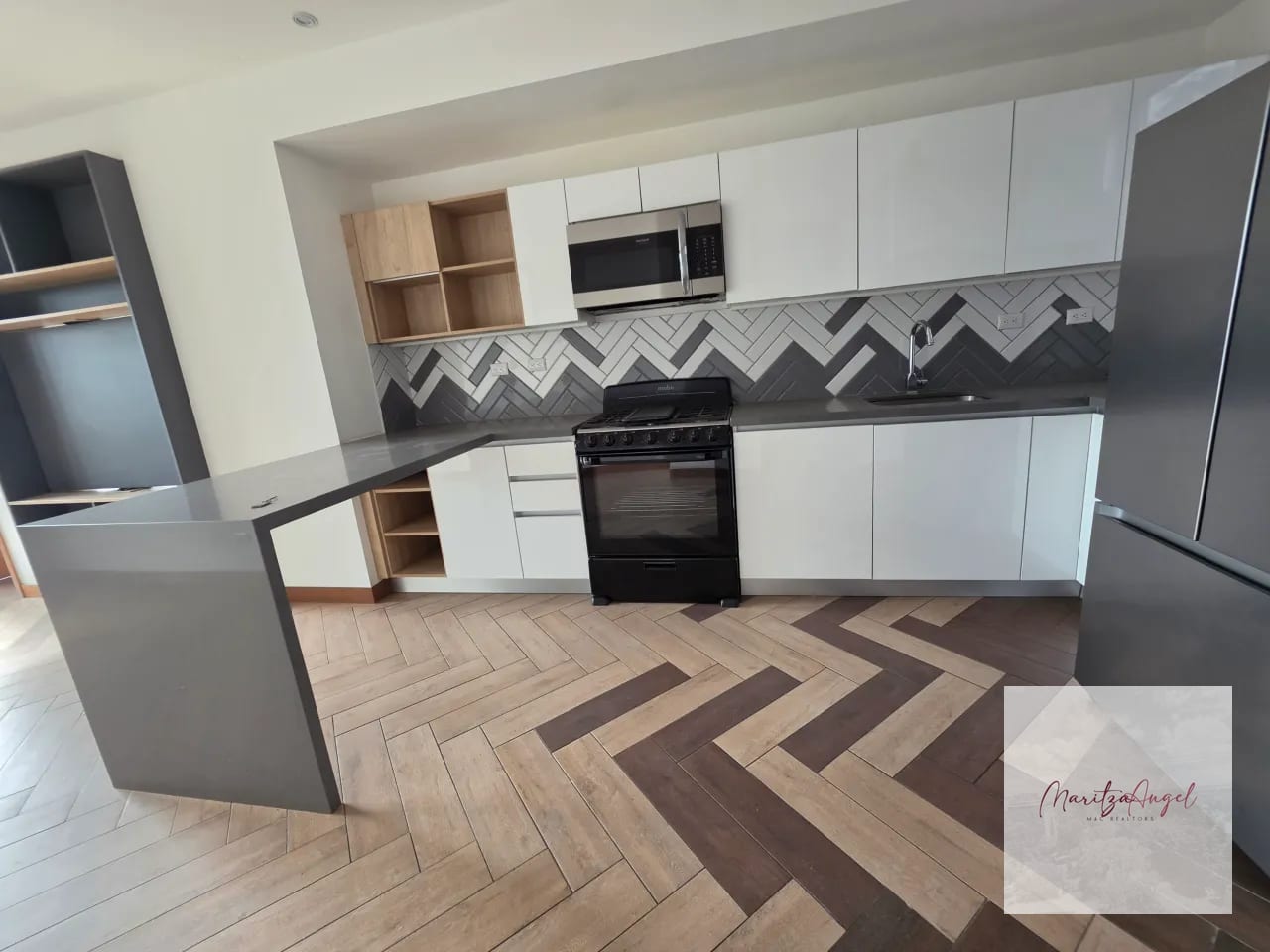 Apartamento en Venta en Zona 16 — Apartamento en Venta en Kanajuyú, Zona 16, Guatemala, Ciudad — foto 8 de 15