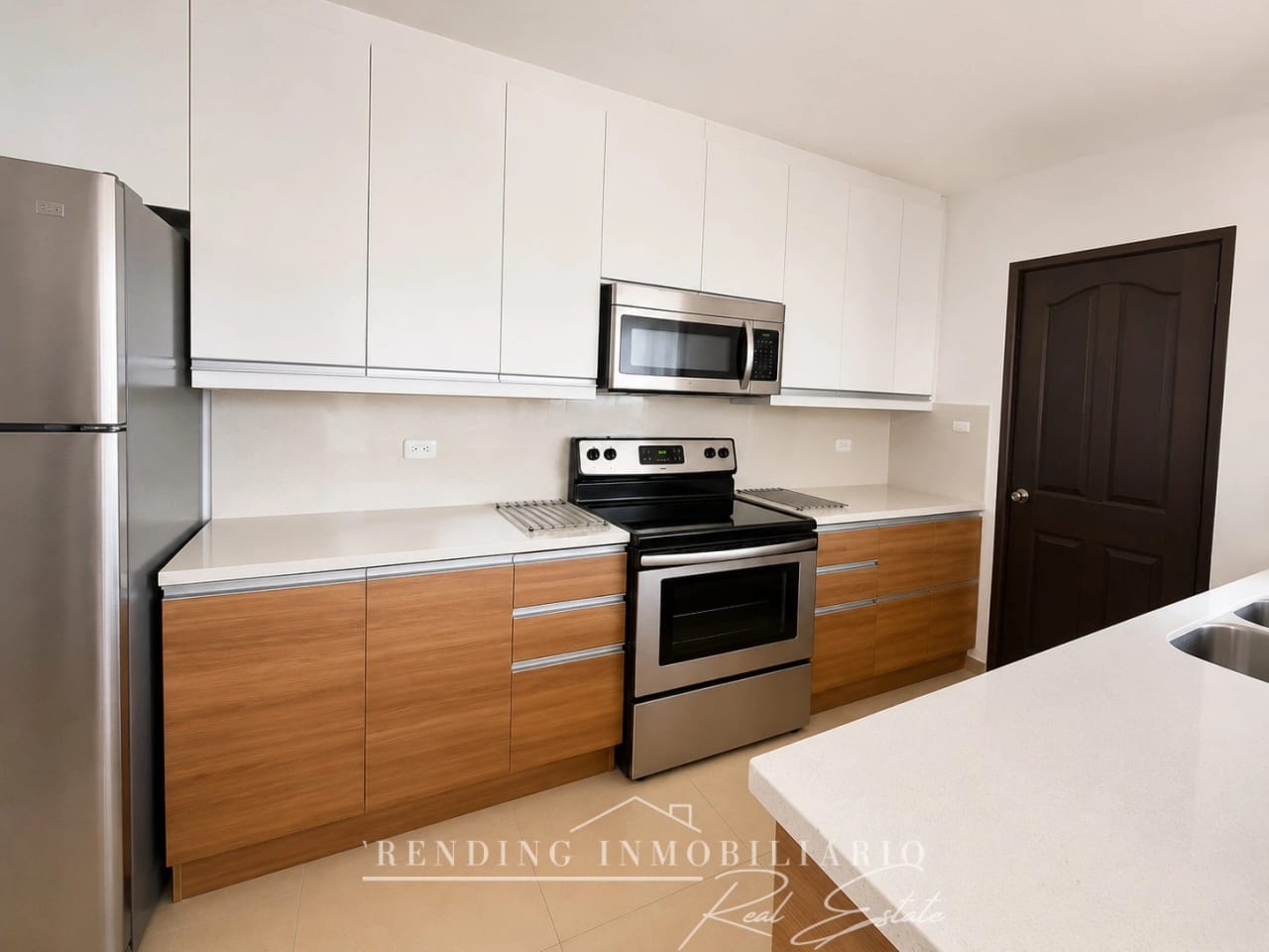 Apartamento en venta zona 13 edificio Villa Vistana de 2 habitaciones + 2 parqueos — Apartamento en Venta en World Technology Center Guatemala, Zona 13, Guatemala, Ciudad — foto 3 de 10