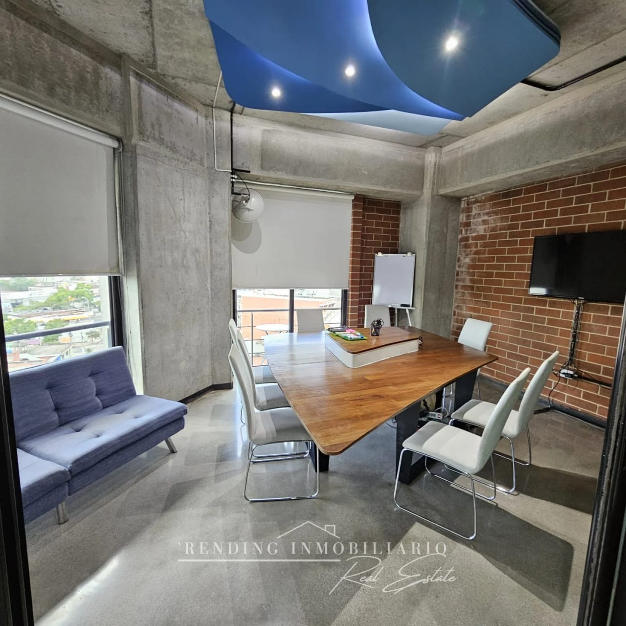 Oficina en venta zona 4 edificio Cuatro 36 de 145m² + 6 parqueos (Ren — Oficina en Venta en Cuatro 36, Zona 4, Guatemala, Ciudad — foto 5 de 11