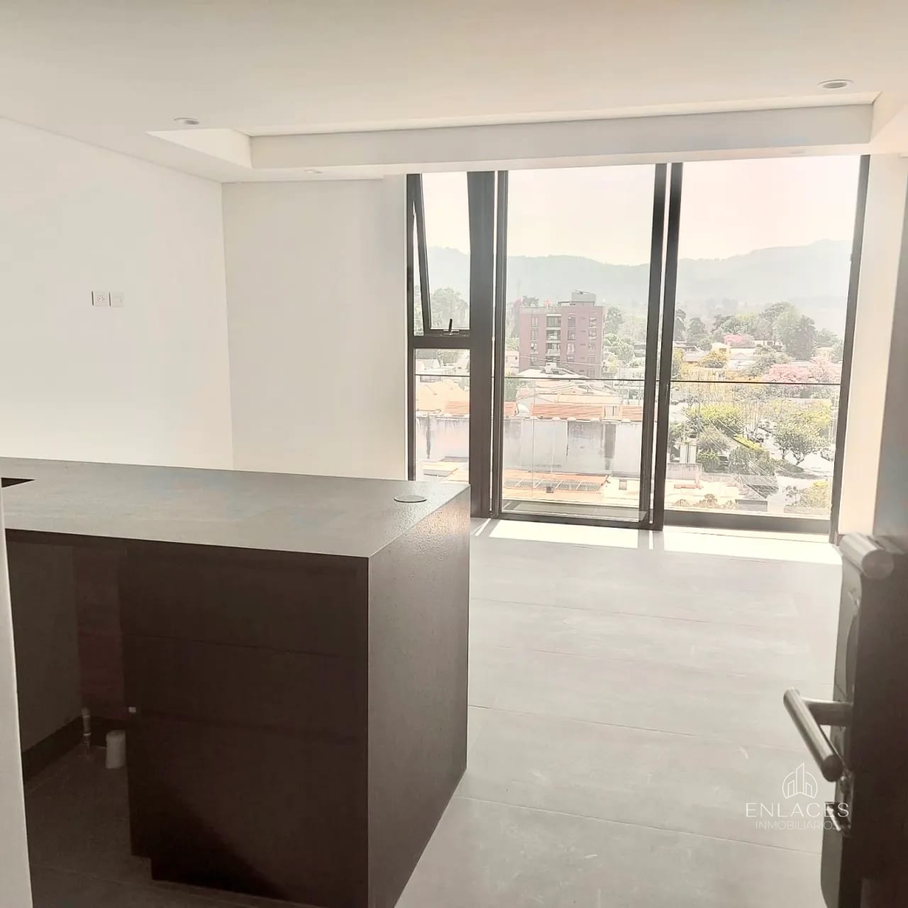 Zona 14 • Apartamento en Venta • Edificio Reserva 5ta. Avenida — Apartamento en Venta en Zona 14, Guatemala, Ciudad — foto 3 de 17