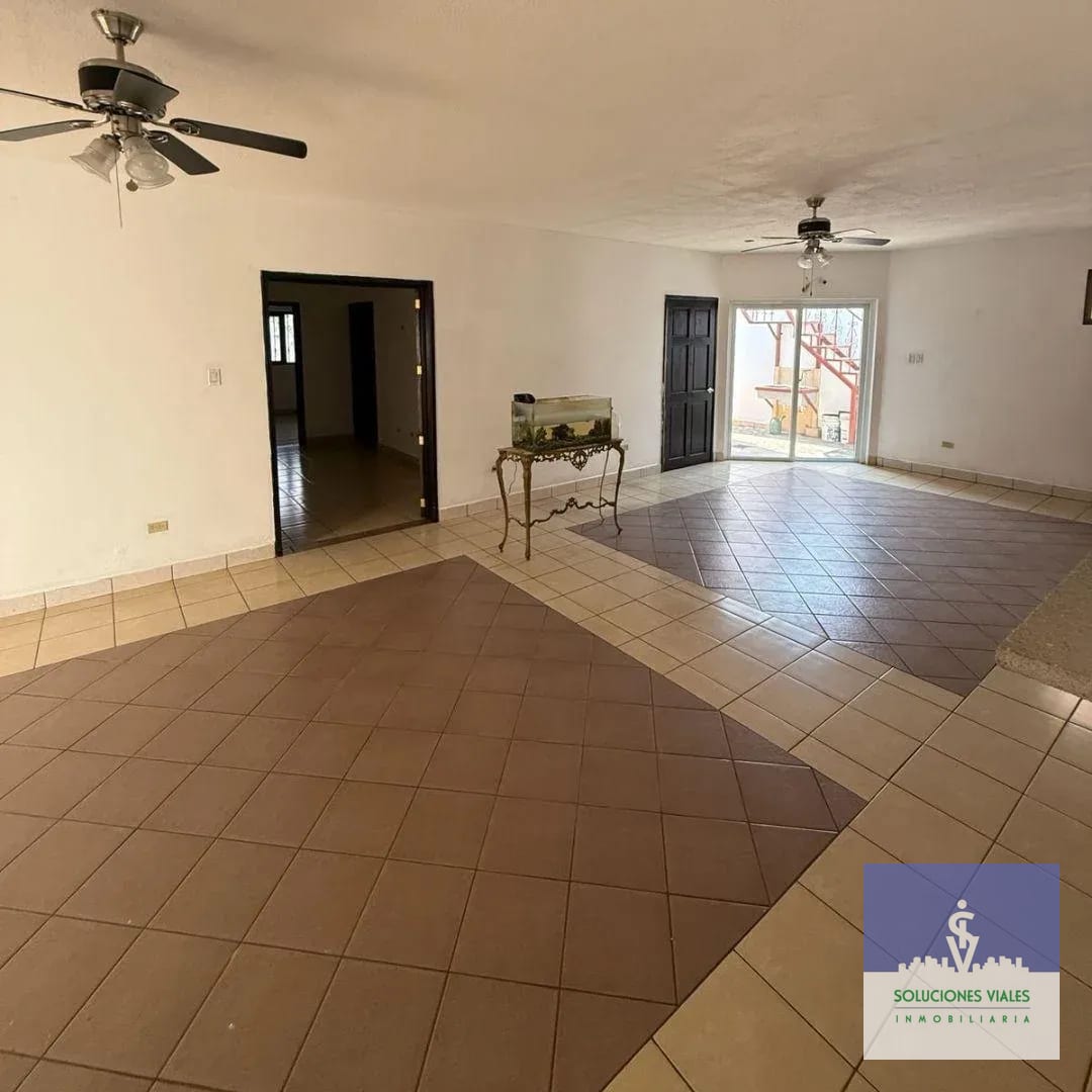 Jardines de San Isidro, Vendo Casa de 1 Nivel, Zona 16 — Casa en Venta en Jardines de San Isidro, Zona 16, Guatemala, Ciudad — foto 4 de 9