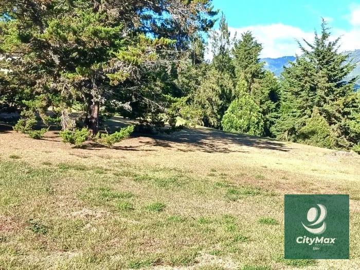 Terreno en Venta – Hacienda Nueva Country Club, San José Pinula Exclusivo terreno residencial en venta de 1,262.50 m² (1,806.83 v²) ubicado en el sector A de Hacienda Nueva Country Club, Km 24.5 Ruta Nacional 18. — Terreno en Venta en Hacienda Nueva, San José Pinula, Guatemala, Ciudad — foto 3 de 5
