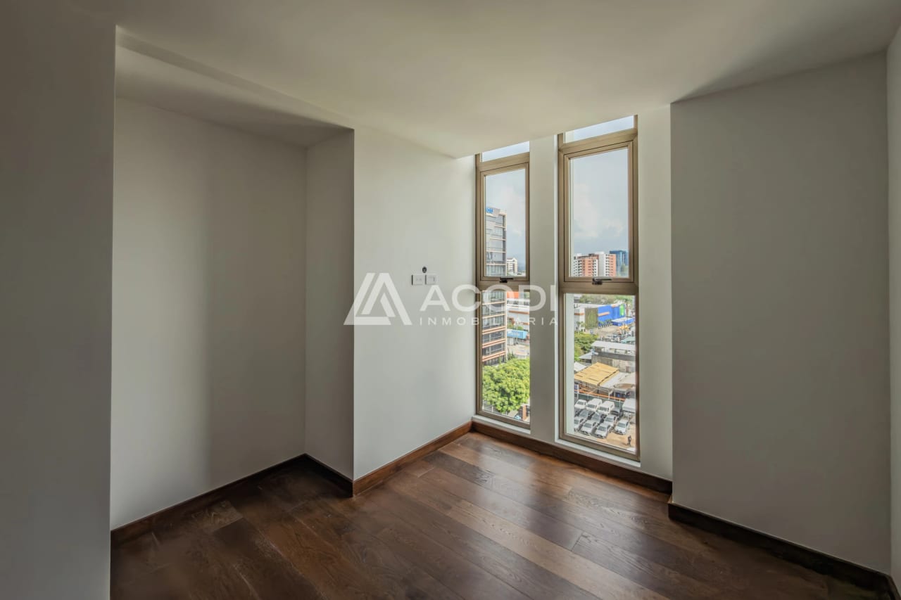 Apartamento en Zona 10 — Apartamento en Alquiler en Zona 10, Guatemala, Ciudad — foto 4 de 10