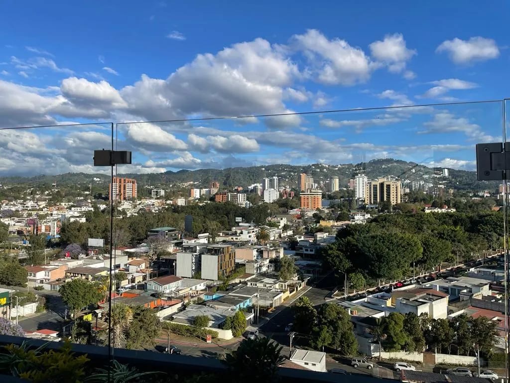 Apartamento amueblado en Zona 15 — Apartamento en Alquiler en Zona 15, Guatemala, Ciudad — foto 2 de 10