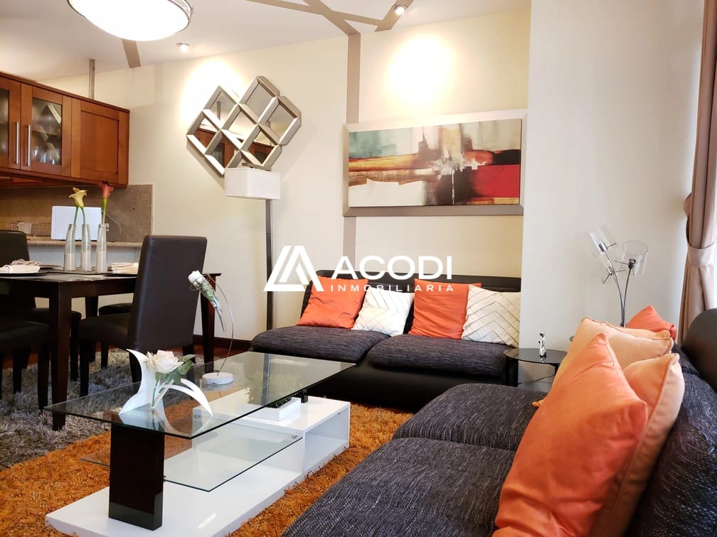 Apartamento amueblado en zona 14 — Apartamento en Alquiler en Zona 14, Guatemala, Ciudad — foto 1 de 11