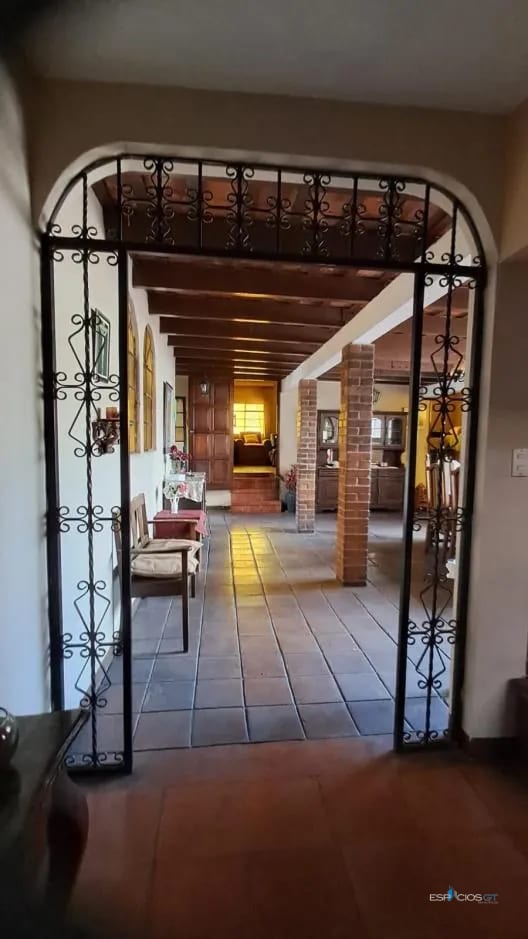 Casa Ideal para Oficinas, Clinicas Medicas, Proyecto de Apartamentos en Zona 2 — Casa en Venta en Zona 2, Guatemala, Ciudad — foto 11 de 12