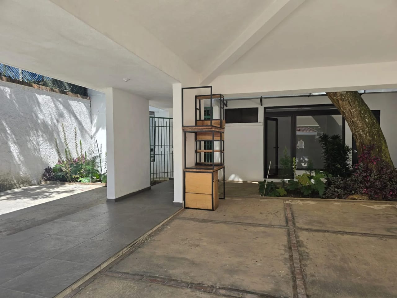 Venta de Propiedad ideal para Oficina en el Km.19.7 Carretera a El Salvador — Casa en Venta en Carretera a El Salvador, Guatemala, Ciudad — foto 2 de 15