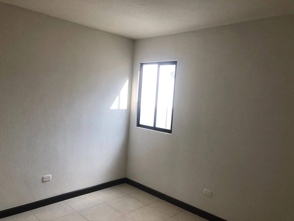 Casa de 1 Nivel en Carretera a el Salvador KM 30.8 Condado Santa Fe — Casa en Venta en km 26-30, Carretera a El Salvador, Guatemala, Ciudad — foto 9 de 10