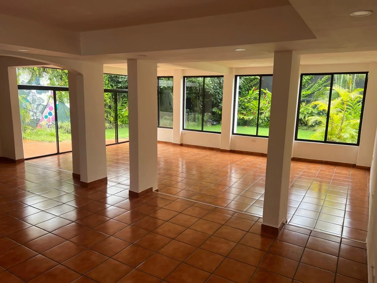 Casa de lujo en zona 14 — Casa en Alquiler en Zona 14, Guatemala, Ciudad — foto 7 de 15