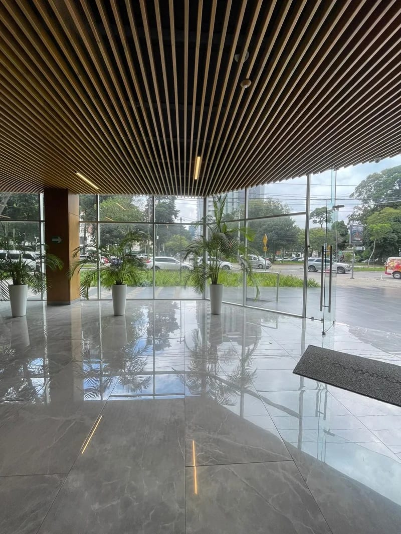 Oficinas en alquiler en zona 09 sobre Av. Reforma tabicadas 534 mt2. — Oficina en Alquiler en Zona 9, Guatemala, Ciudad — foto 10 de 11