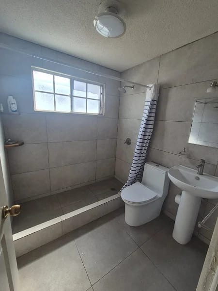 Alquiler de casa en zona 13 Monte Azul 2, dentro de condominio. — Casa en Venta en Monte Azul, Zona 13, Guatemala, Ciudad — foto 9 de 14