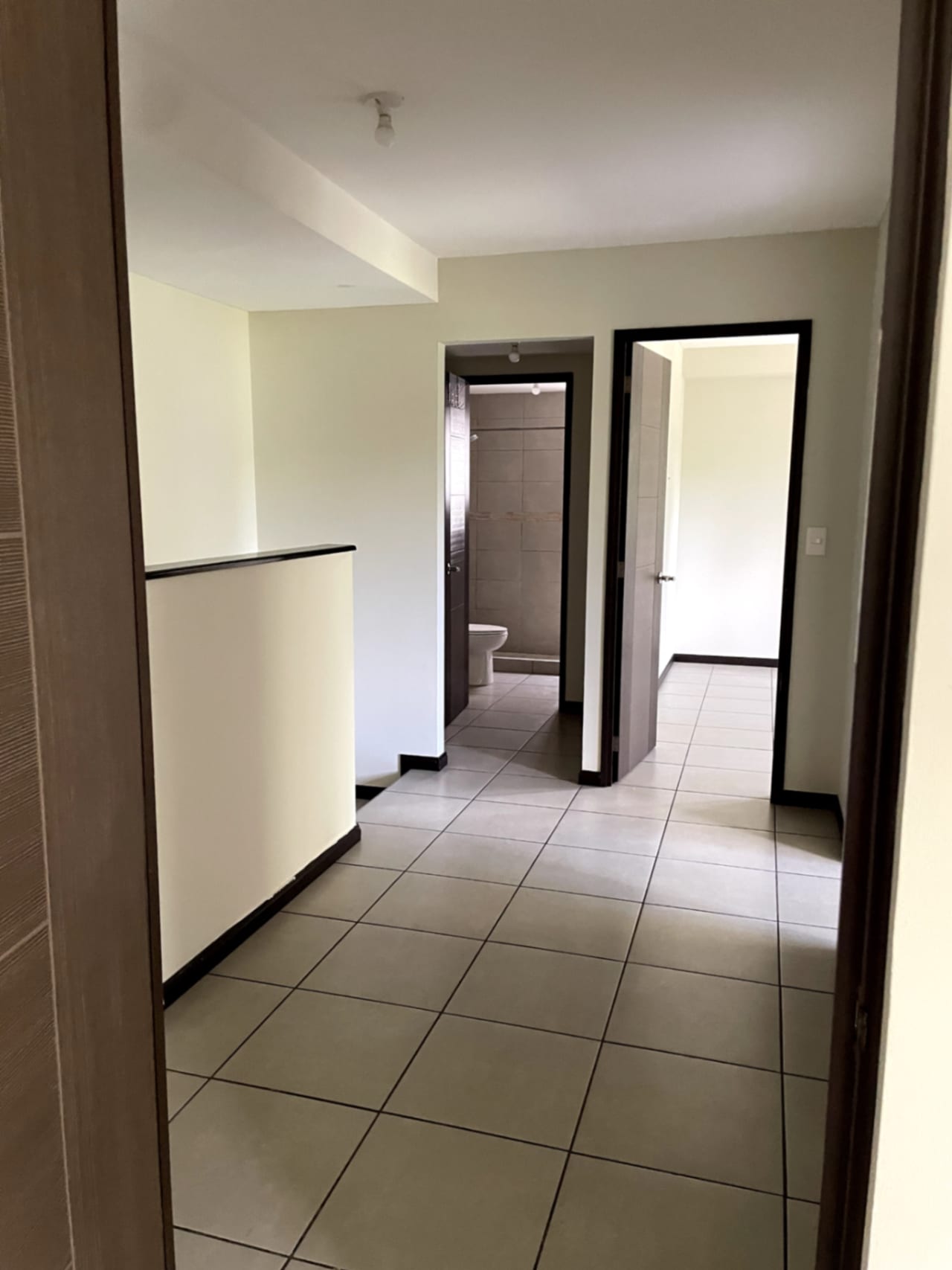 Apartamento Tipo Villa en Renta en Condado Naranjo — Apartamento en Alquiler en Condado Naranjo, Zona 4 Mixco, Guatemala, Ciudad — foto 16 de 17