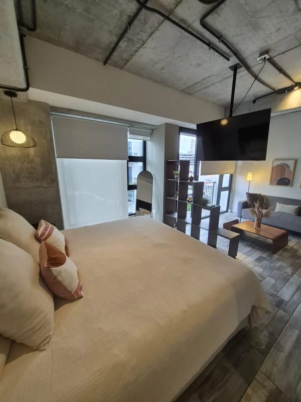 Apartamento Amueblado y Equipado en el Corazon de Zona 4 — Apartamento en Alquiler en Zona 4, Guatemala, Ciudad — foto 4 de 7