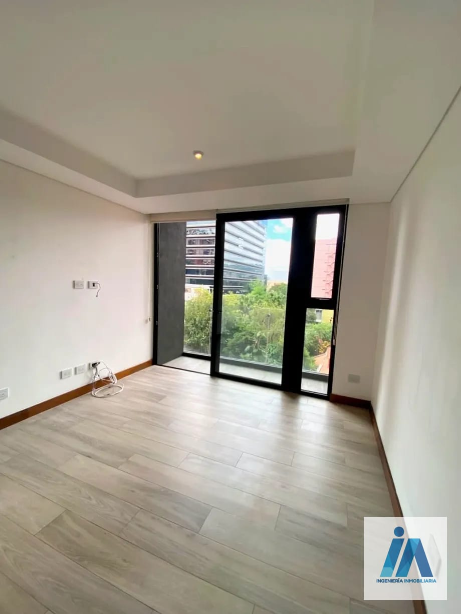 APARTAMENTO EN ALQUILER📍 Edificio Reserva Diez, Zona 10 — Apartamento en Alquiler en Zona 10, Guatemala, Ciudad — foto 2 de 17