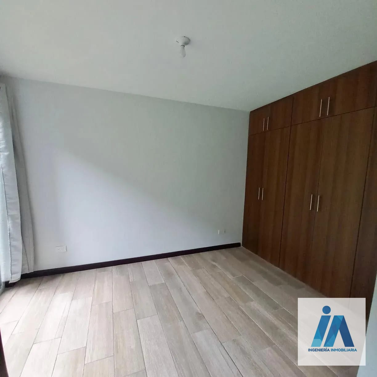 Apartamento con Jardín en Alquiler o Venta 📍 Edificio Bari, KM. 18.5 — Apartamento en Venta en Bari, Carretera a El Salvador, Guatemala, Ciudad — foto 7 de 11