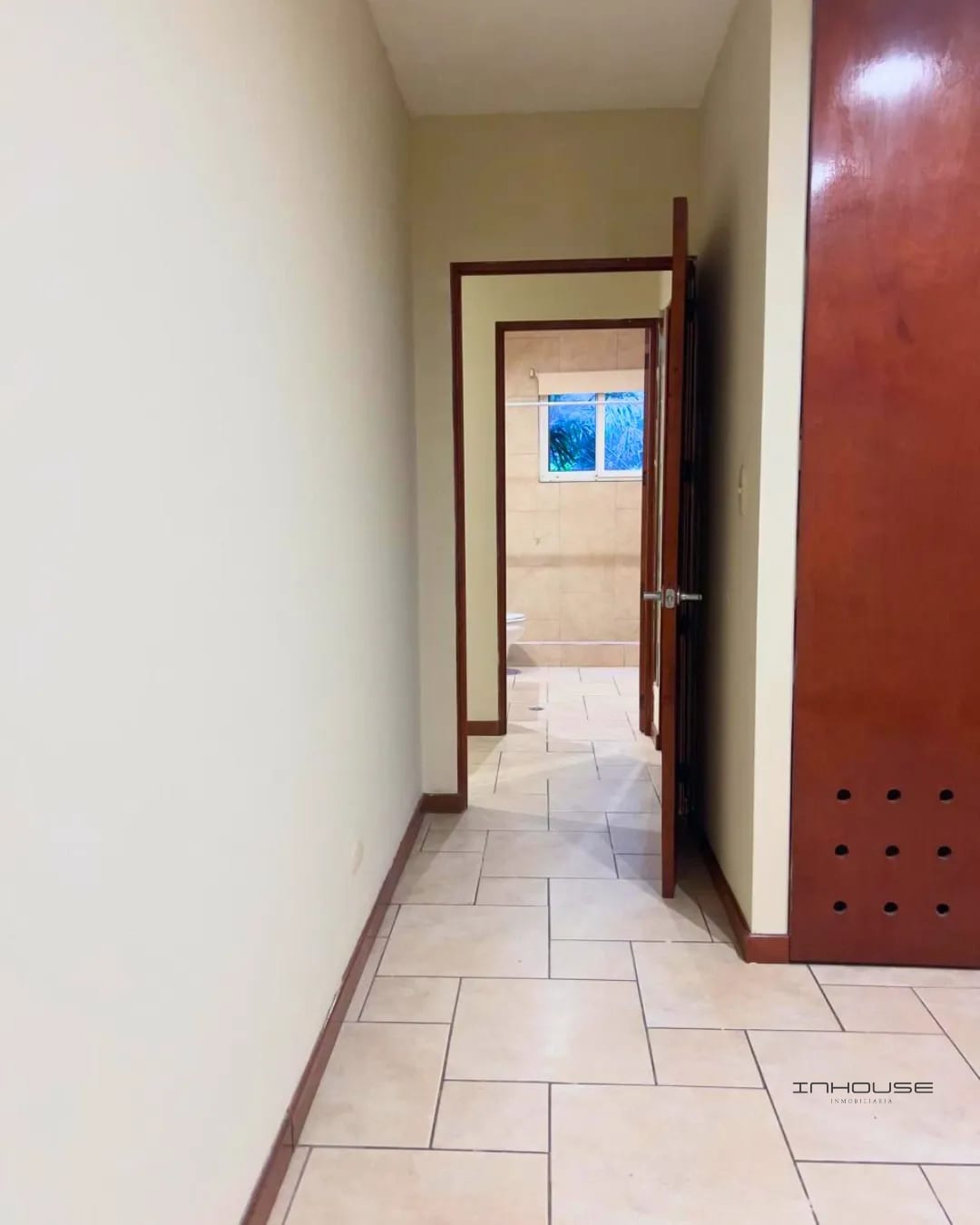 Apartamento en Renta CAES KM 9.5, en Primer Nivel — Apartamento en Alquiler en km 11-15, Carretera a El Salvador, Guatemala, Ciudad — foto 11 de 11