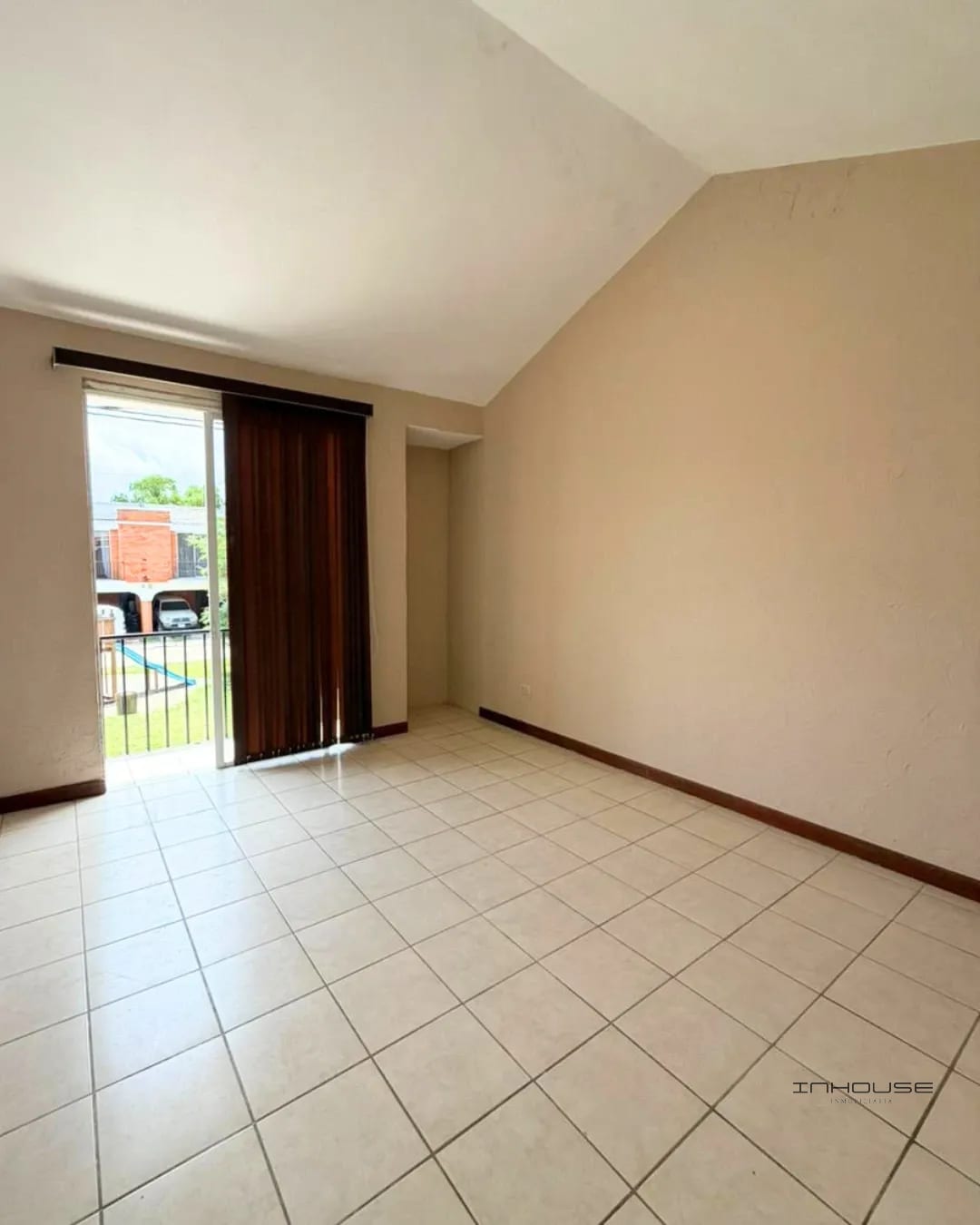 Casa en Venta KM 18.5 San José Pinula, Jardines de Providencia — Casa en Venta en San José Pinula, Guatemala, Ciudad — foto 7 de 10