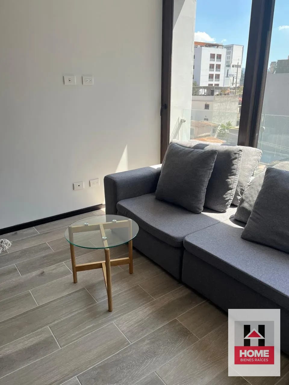 Apartamento Cercano a Oakland para Estrenar en Venta Zona 10 — Apartamento en Venta en Biko, Zona 10, Guatemala, Ciudad — foto 1 de 12