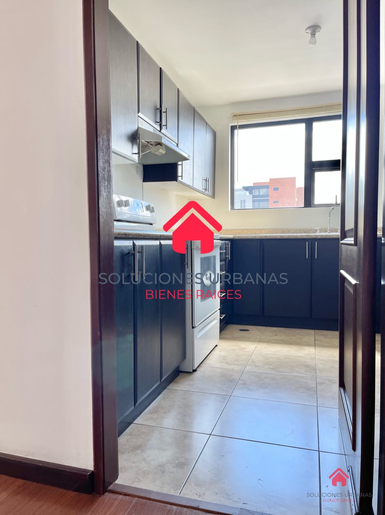 Lindo Apartamento con Sala Familiar Vivaldi — Apartamento en Venta en Vivaldi, Zona 14, Guatemala, Ciudad — foto 5 de 8