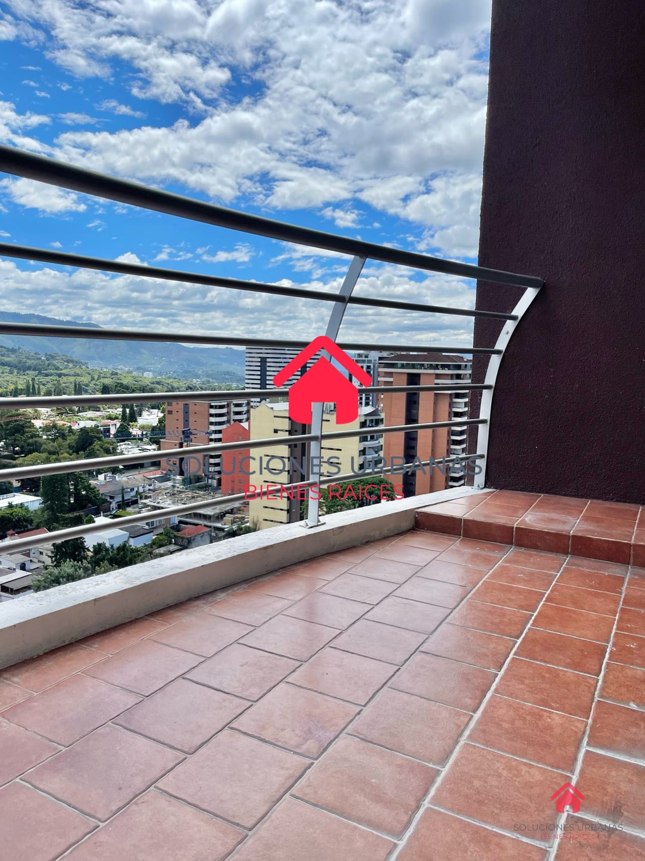 Lindo Apartamento con Sala Familiar Vivaldi — Apartamento en Venta en Vivaldi, Zona 14, Guatemala, Ciudad — foto 6 de 8