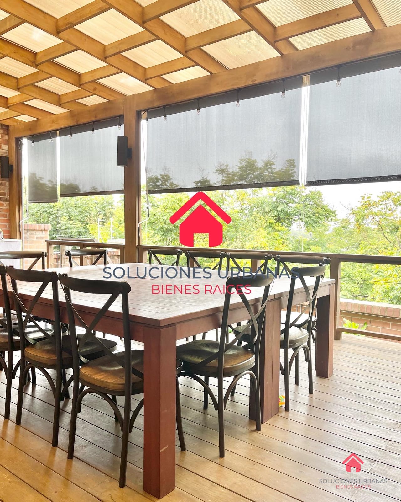 Linda Casa Carretera a Fraijanes con Pérgola Grande — Casa en Venta en Carretera a El Salvador, Guatemala, Ciudad — foto 2 de 9