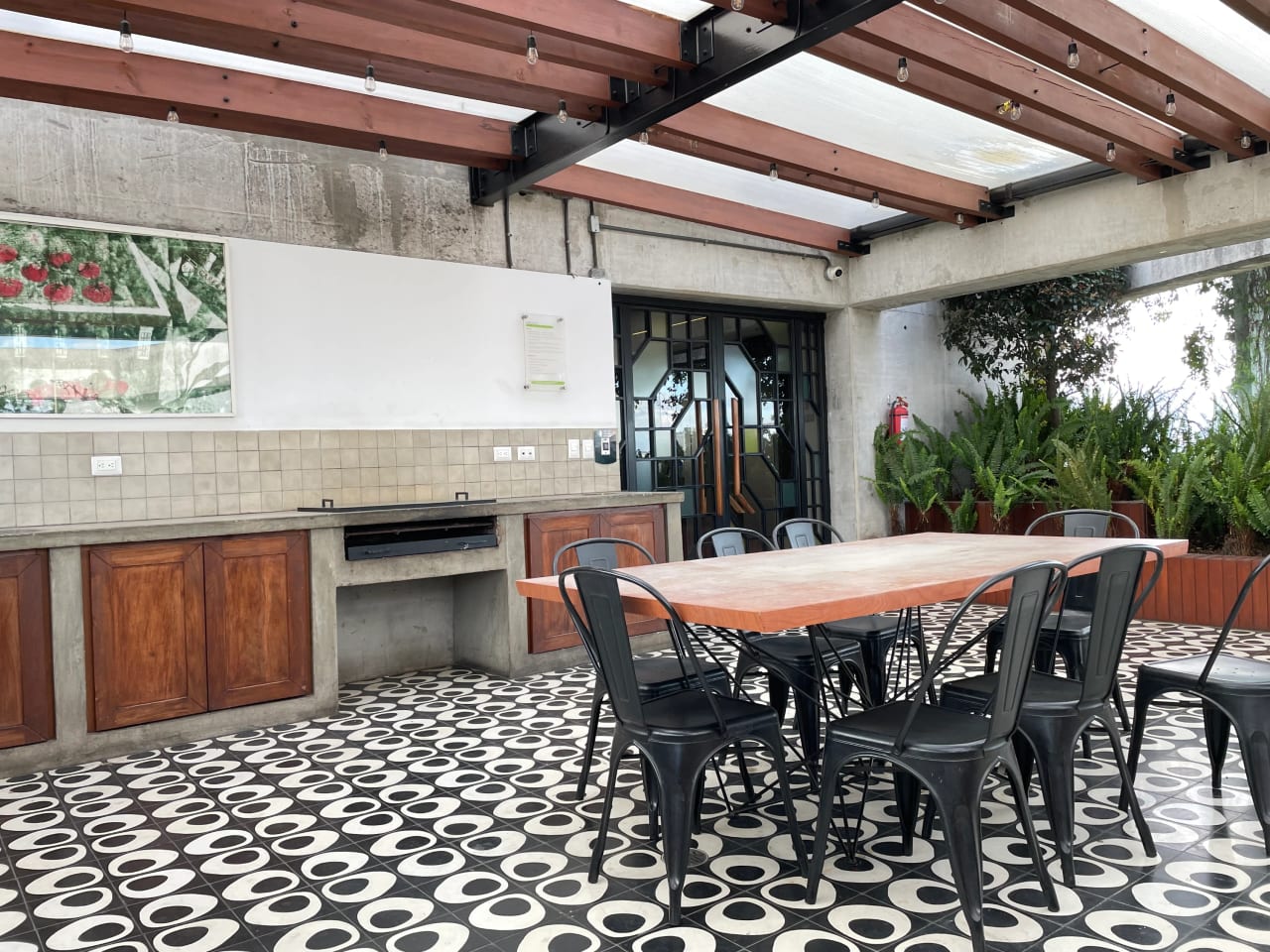 Lindo Apartamento Amueblado con Jardin — Apartamento en Alquiler en Ciudad Vieja, Zona 10, Guatemala, Ciudad — foto 14 de 14