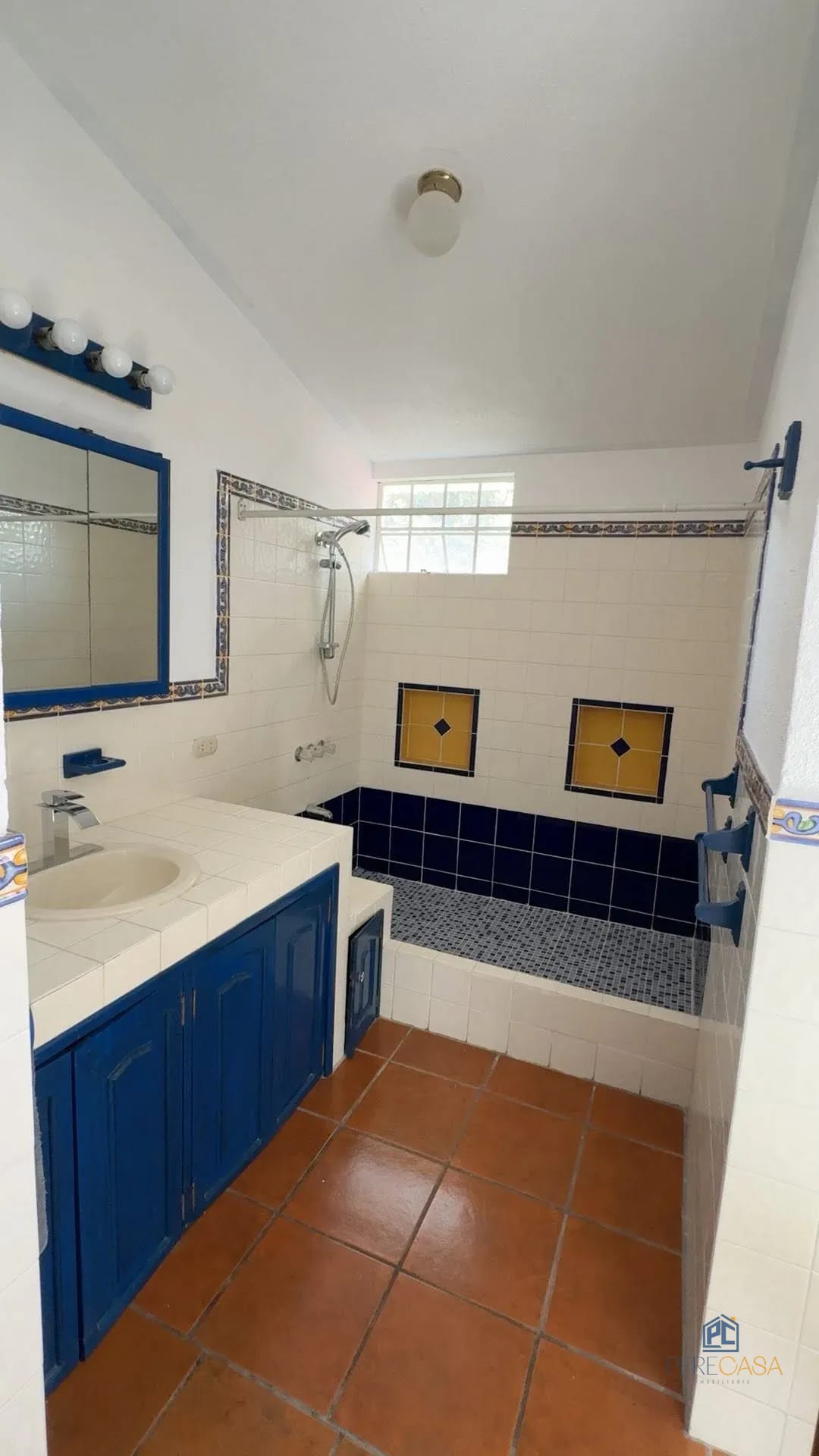 Hermosa Casa en Arrazola I — Casa en Venta en Arrazola I, Carretera a El Salvador, Guatemala, Ciudad — foto 13 de 15