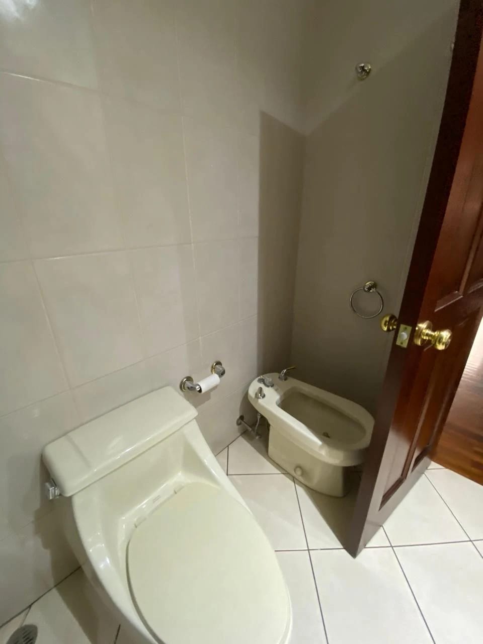 Apartamento Amplio en Venta en Zona 10 Edificio San Ignacio 2 — Apartamento en Venta en San Ignacio, Zona 10, Guatemala, Ciudad — foto 7 de 13