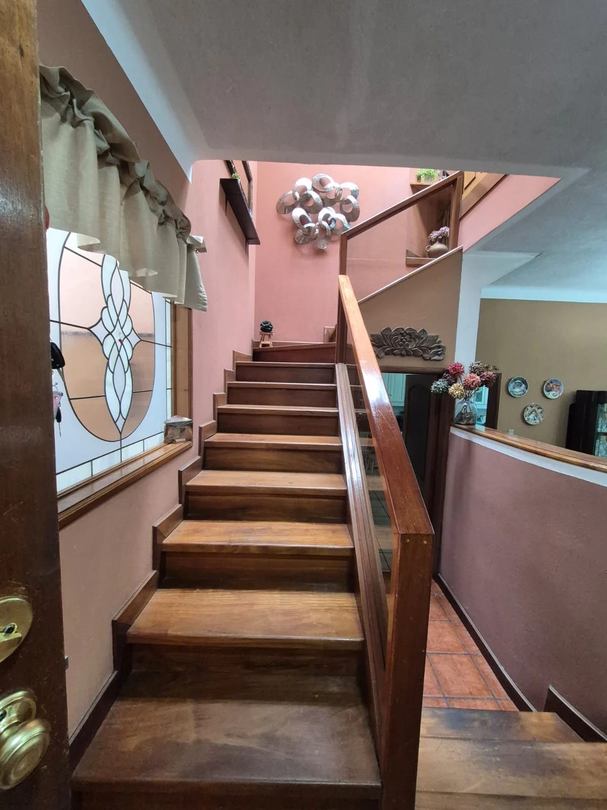 Casa Amplia en Venta en Zona 10 — Casa en Venta en Zona 10, Guatemala, Ciudad — foto 5 de 12