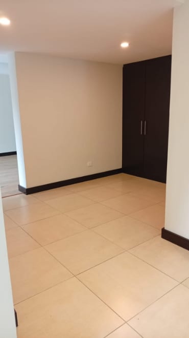 Oficina Zona 14 — Oficina en Alquiler en Zona 14, Guatemala, Ciudad — foto 3 de 10