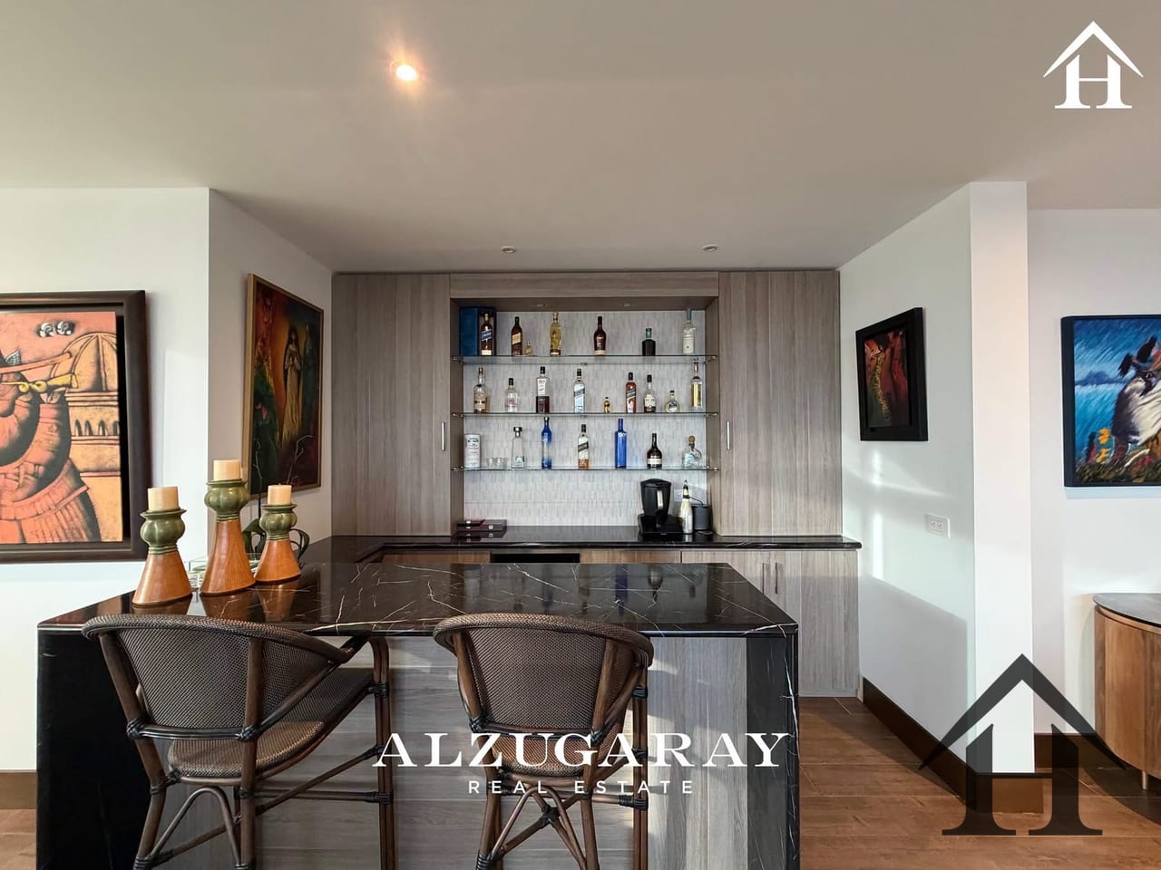 Apto espectacular zona 15 VH1 Gaura / 5 🚗 + Hab servicio — Apartamento en Alquiler en Gaura, Zona 15, Guatemala, Ciudad — foto 2 de 10