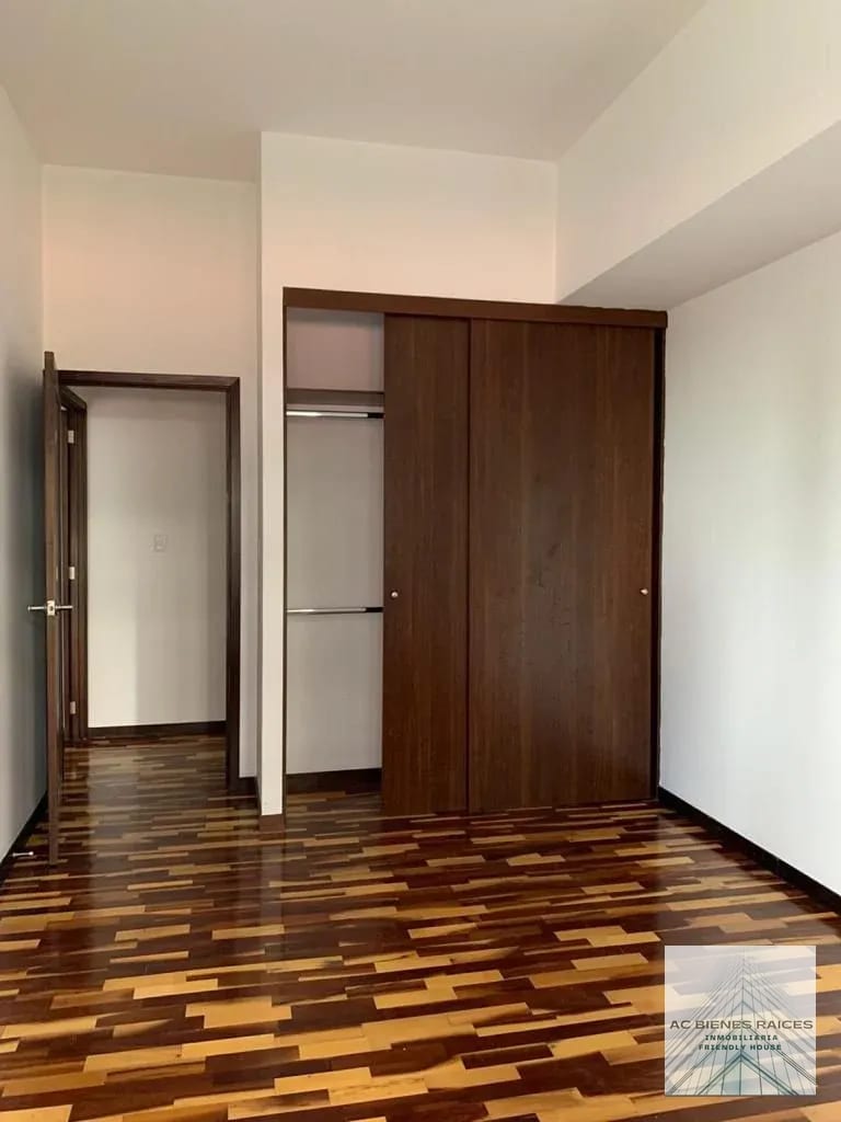 Apto amueblado 2 habitaciones Zona 14 — Apartamento en Alquiler en Torre Quattro, Zona 14, Guatemala, Ciudad — foto 10 de 11