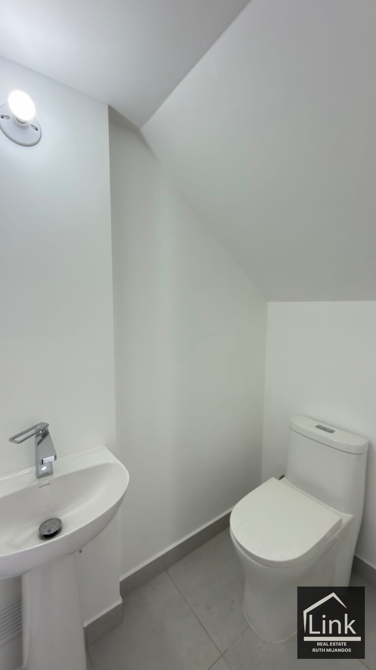 Renta de Villa Condado el Naranjo Serena — Apartamento en Alquiler en Condado Naranjo, Zona 4 Mixco, Guatemala, Ciudad — foto 5 de 14