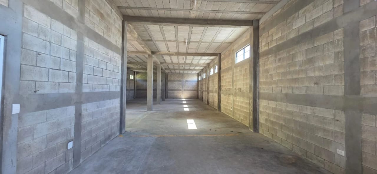 📢 Nueva Ofibodega Disponible – en el Naranjo — Bodega / Ofibodega en Alquiler en Condado Naranjo, Zona 4 Mixco, Guatemala, Ciudad — foto 1 de 9