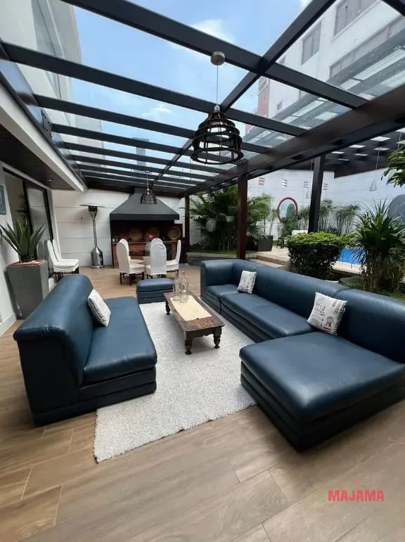Casa Amplia con Piscina en Venta, en Zona 15 - Codigo 02_CV22 — Casa en Venta en Zona 15, Guatemala, Ciudad — foto 1 de 12